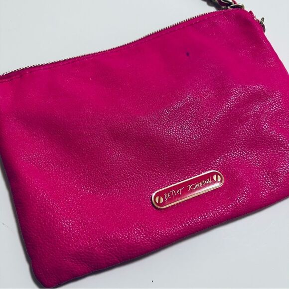 Betsey Johnson Hot Pink Bow Tie Crossbody Purse With Chain Strap - Picture 5 of 7